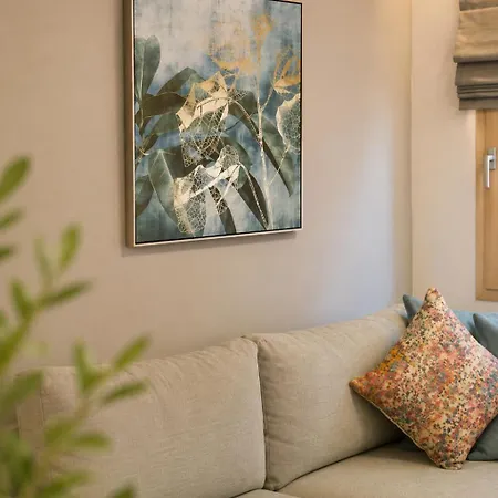 Efilenia Luxury
