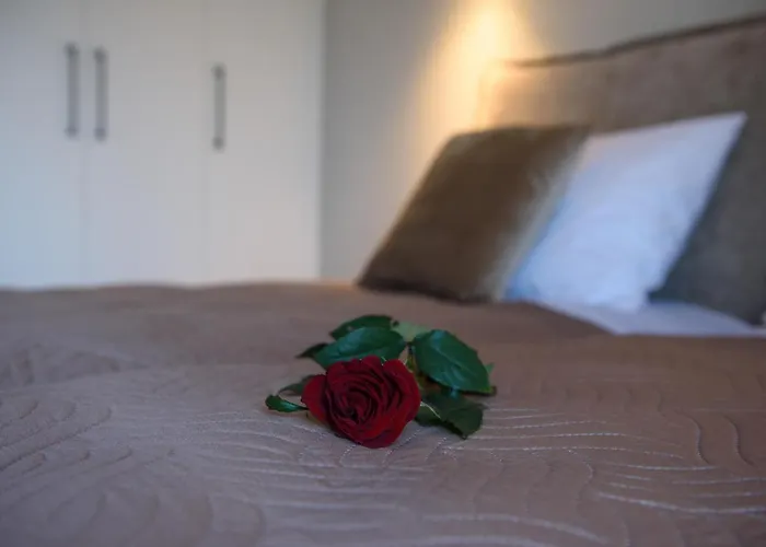 Efilenia Luxury By Nestivo Hospitality *