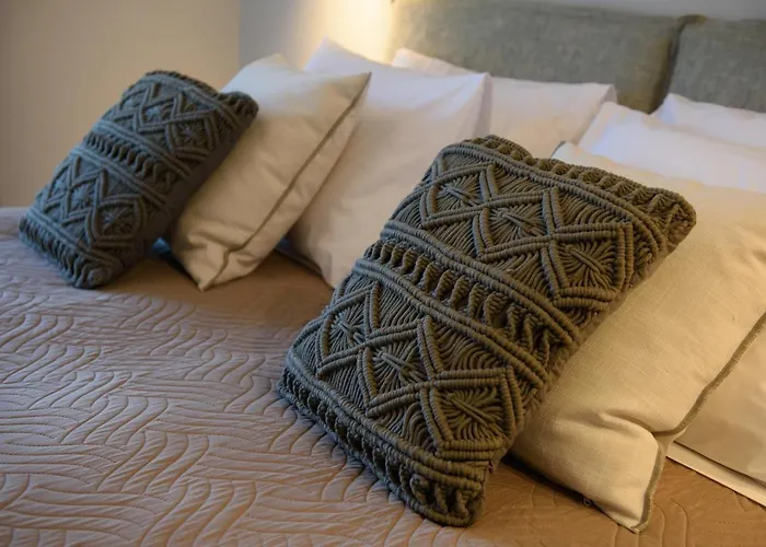 Efilenia Luxury By Nestivo Hospitality