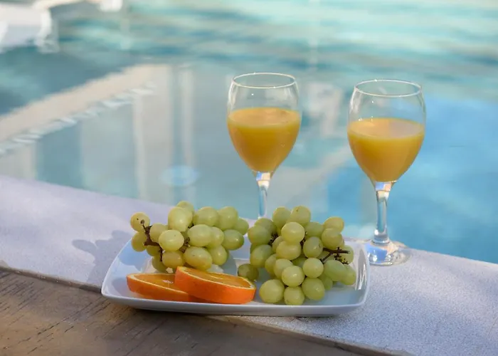 Efilenia Luxury By Nestivo Hospitality