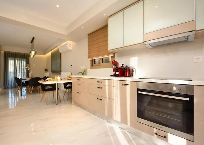 Efilenia Luxury By Nestivo Hospitality *