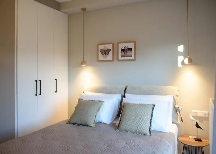 Efilenia Luxury By Nestivo Hospitality コントカリ