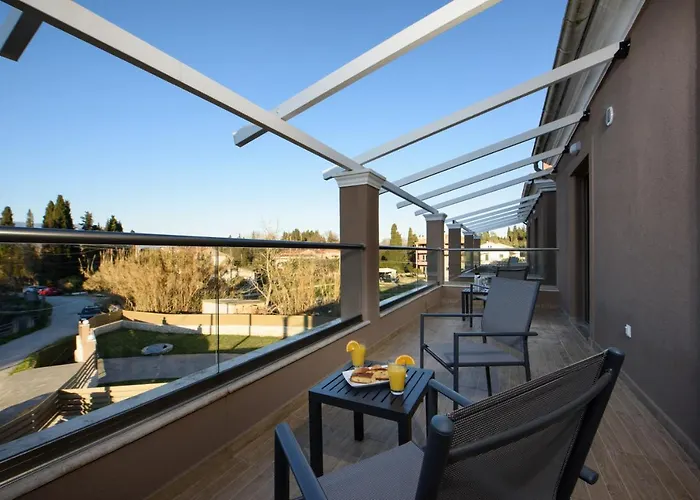 Efilenia Luxury By Nestivo Hospitality ヴィラ