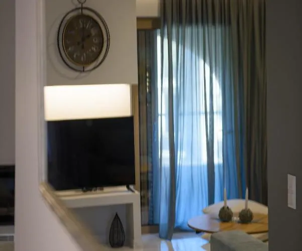 Efilenia Luxury By Nestivo Hospitality